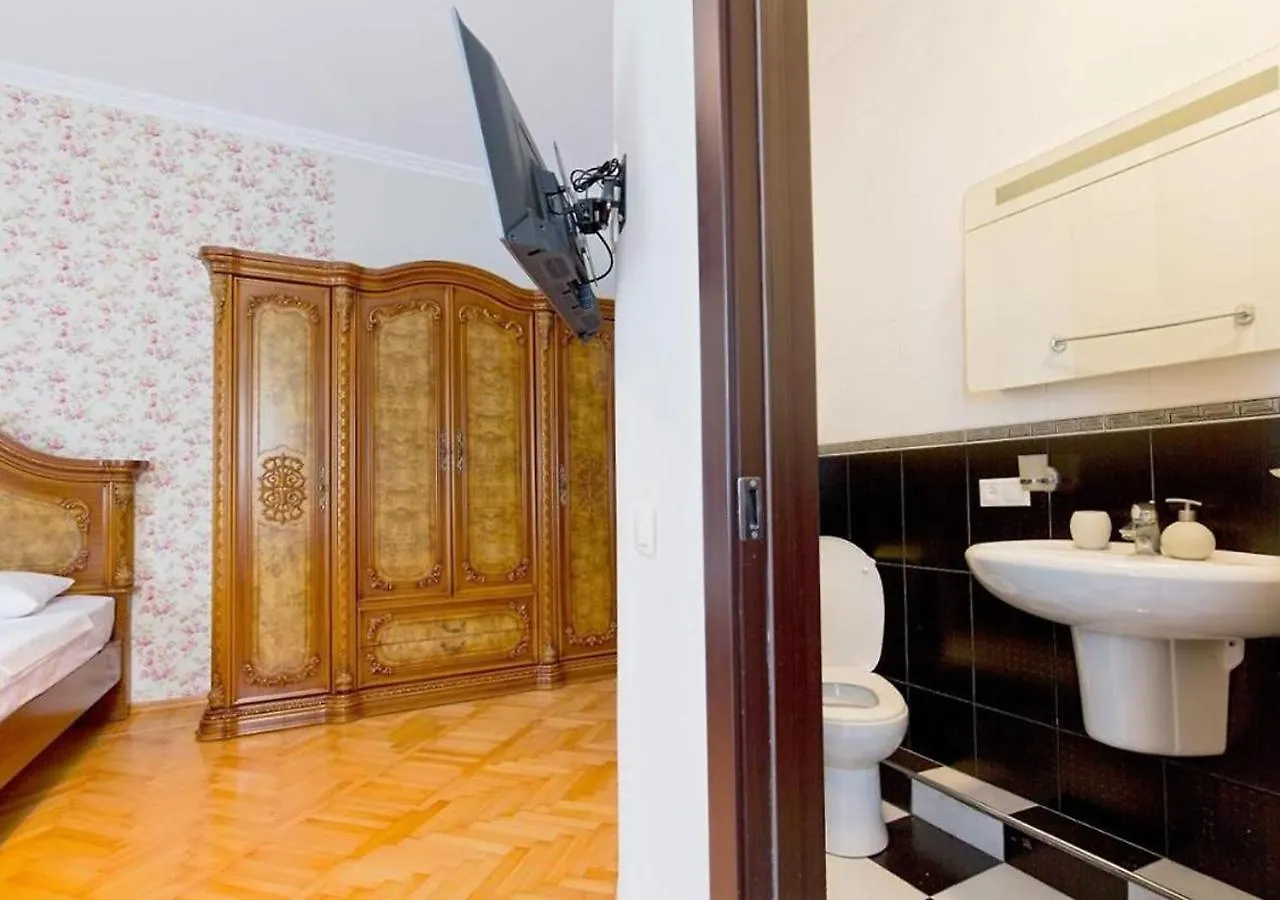 Hotel Home #21 Batumi 0*,
